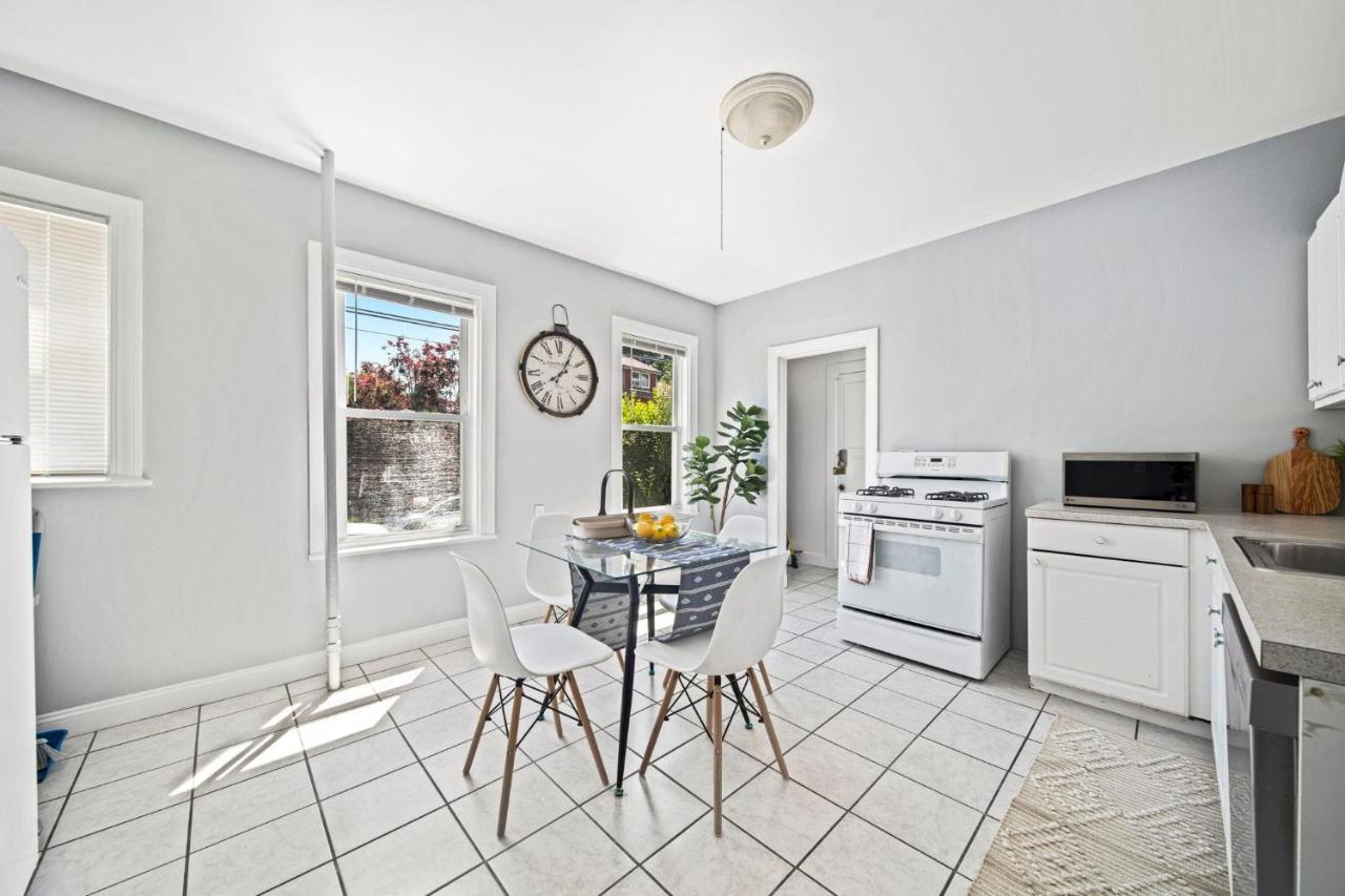 Cozy Up In 5Br Apt Near Charming Oak Square Boston Exteriér fotografie
