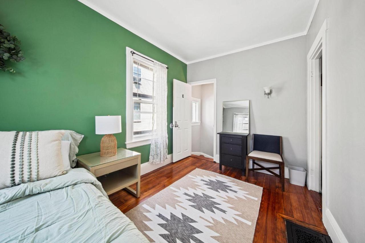 Cozy Up In 5Br Apt Near Charming Oak Square Boston Exteriér fotografie