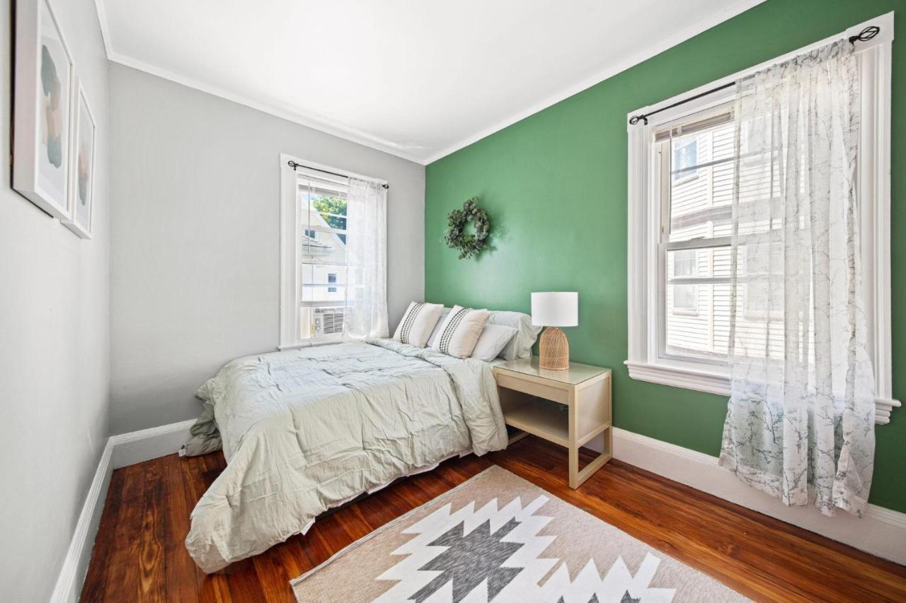 Cozy Up In 5Br Apt Near Charming Oak Square Boston Exteriér fotografie